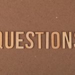 Questions D'orthographe Avec Des Lettres En Bois Sur Du Carton